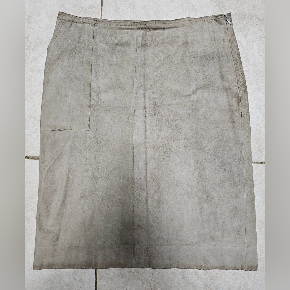 Women's Italian suede leather skirt